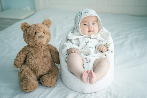 代怀包生男孩机构100天的宝宝 代怀包生男孩机构100天的宝宝